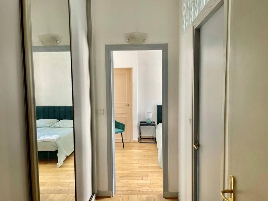 Gustave - Charming Eiffel Tower Appartement - Paris Exterior photo